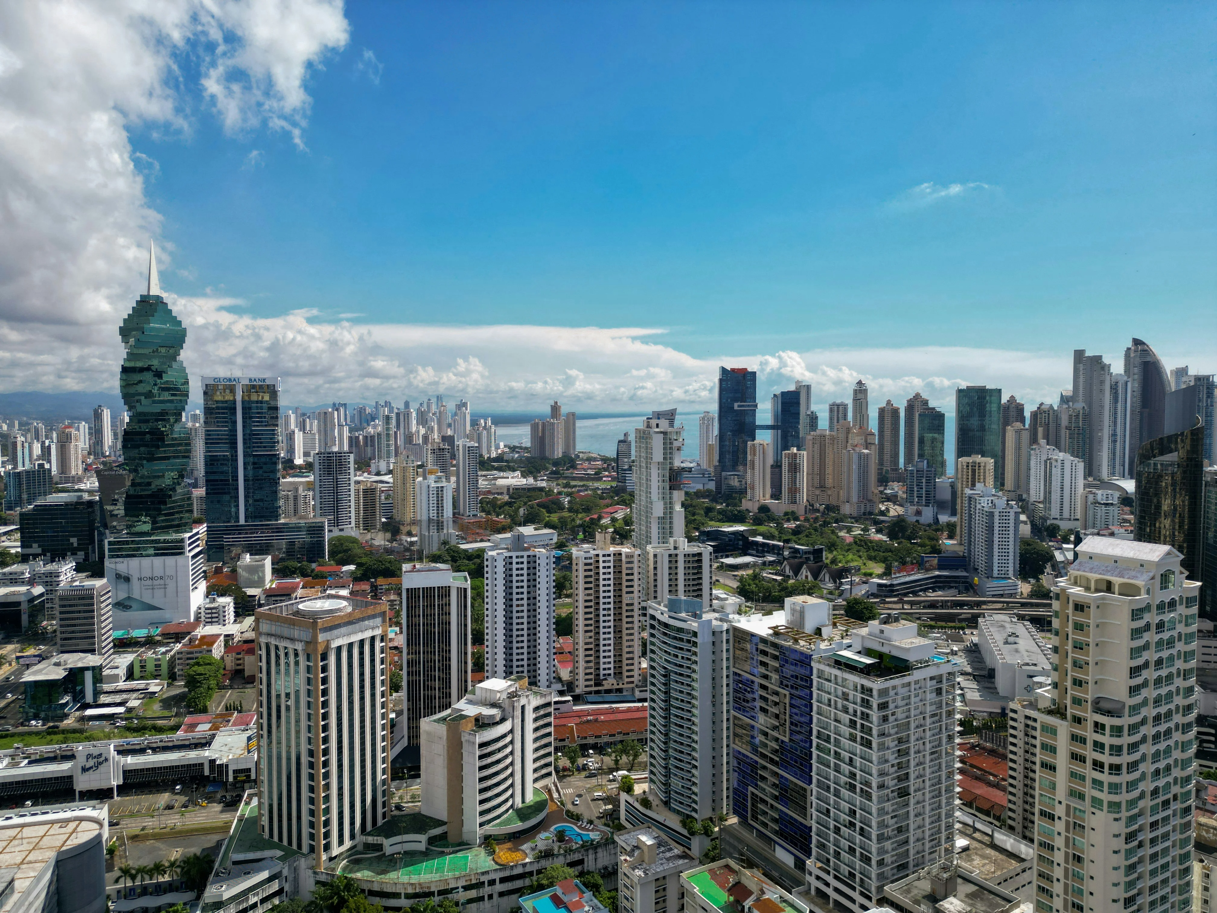 Centro financiero de Ciudad de Panamá — hub bancario de Centroamérica
